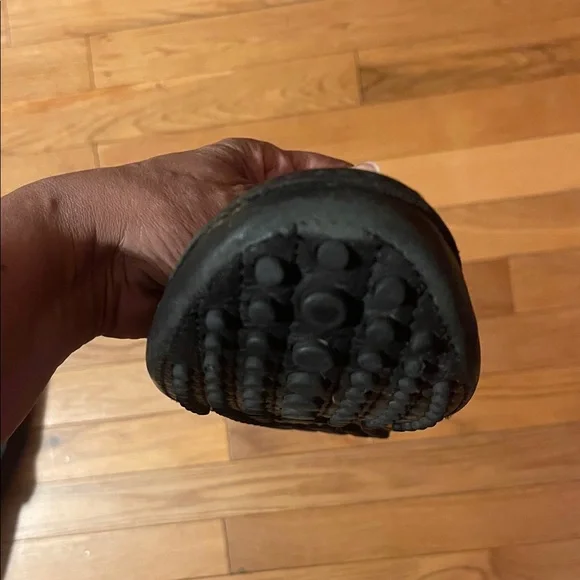 Men Gucci Black Leather Loafers - Picture 10 of 16